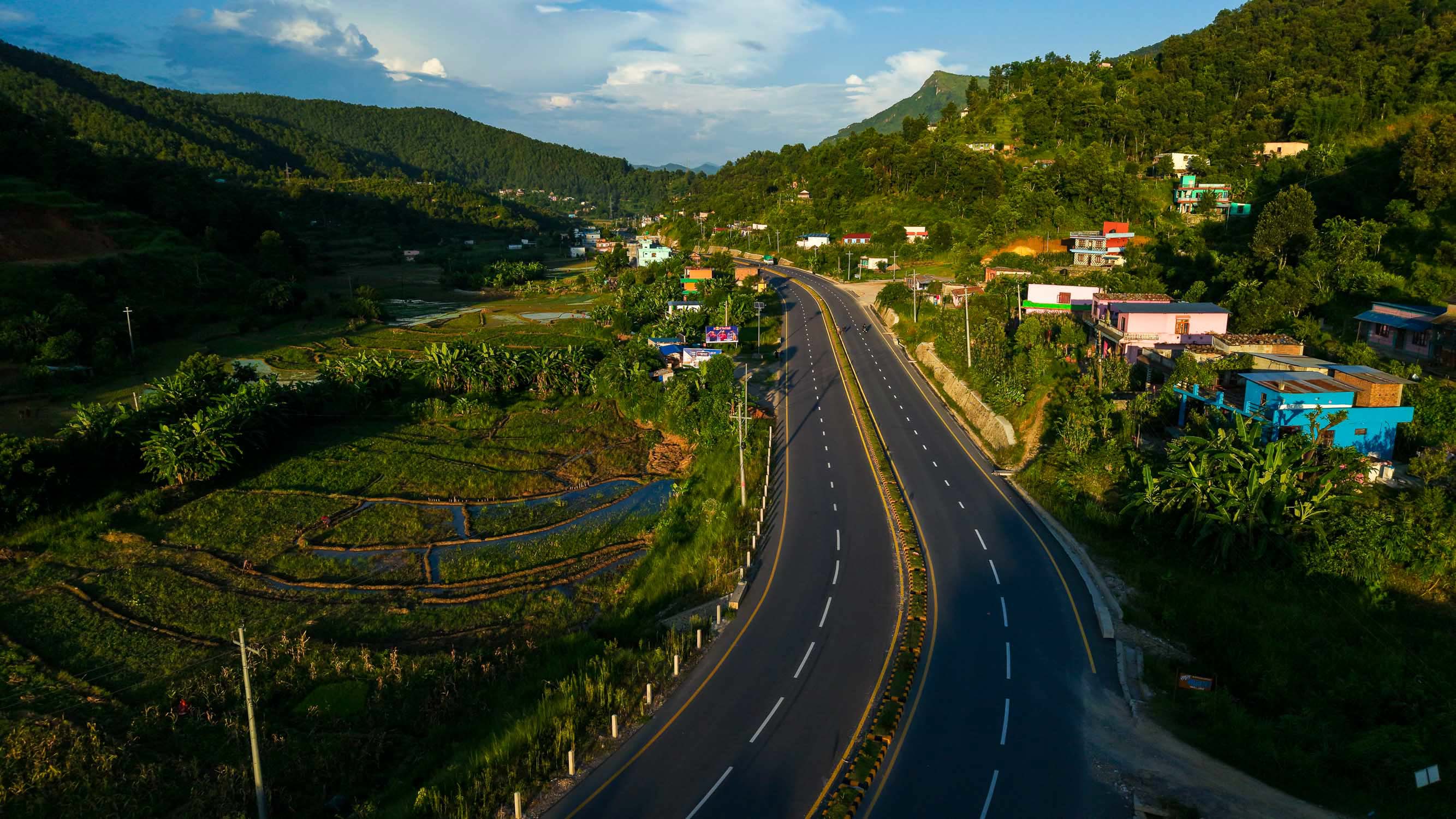 Tanahun_Prithivi-Highway_Nepal-Photo-Library_NPL6-1752903712.jpg