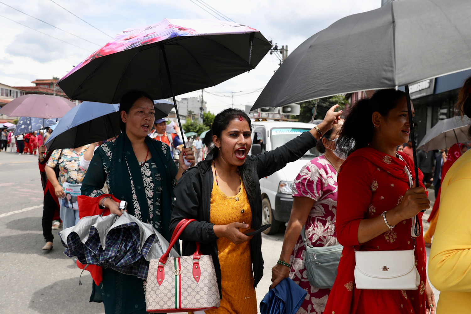 cooperative-victims-Nepal-photo-library--10-1785142633.jpg