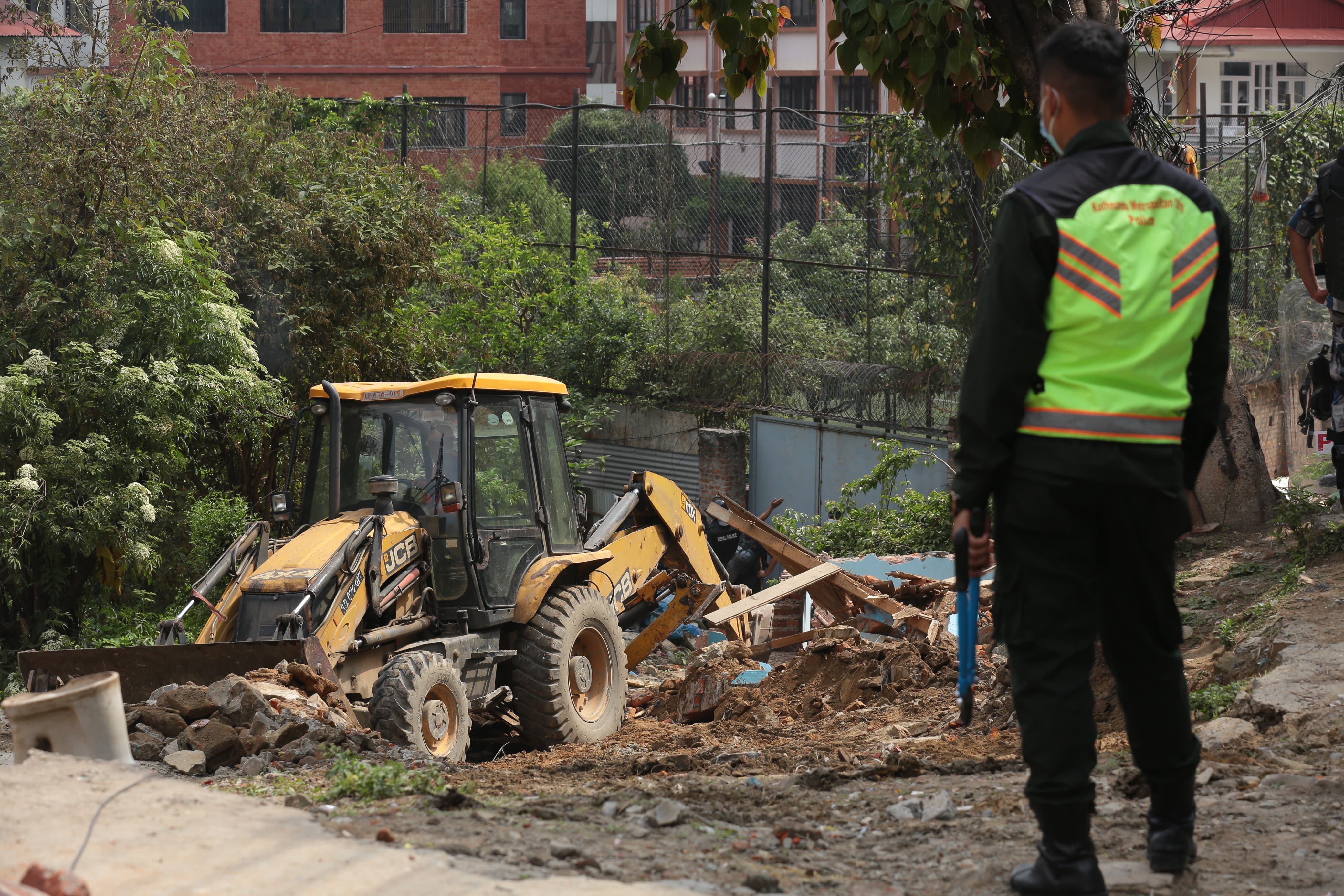 dozer-(16)-1777698387.jpeg