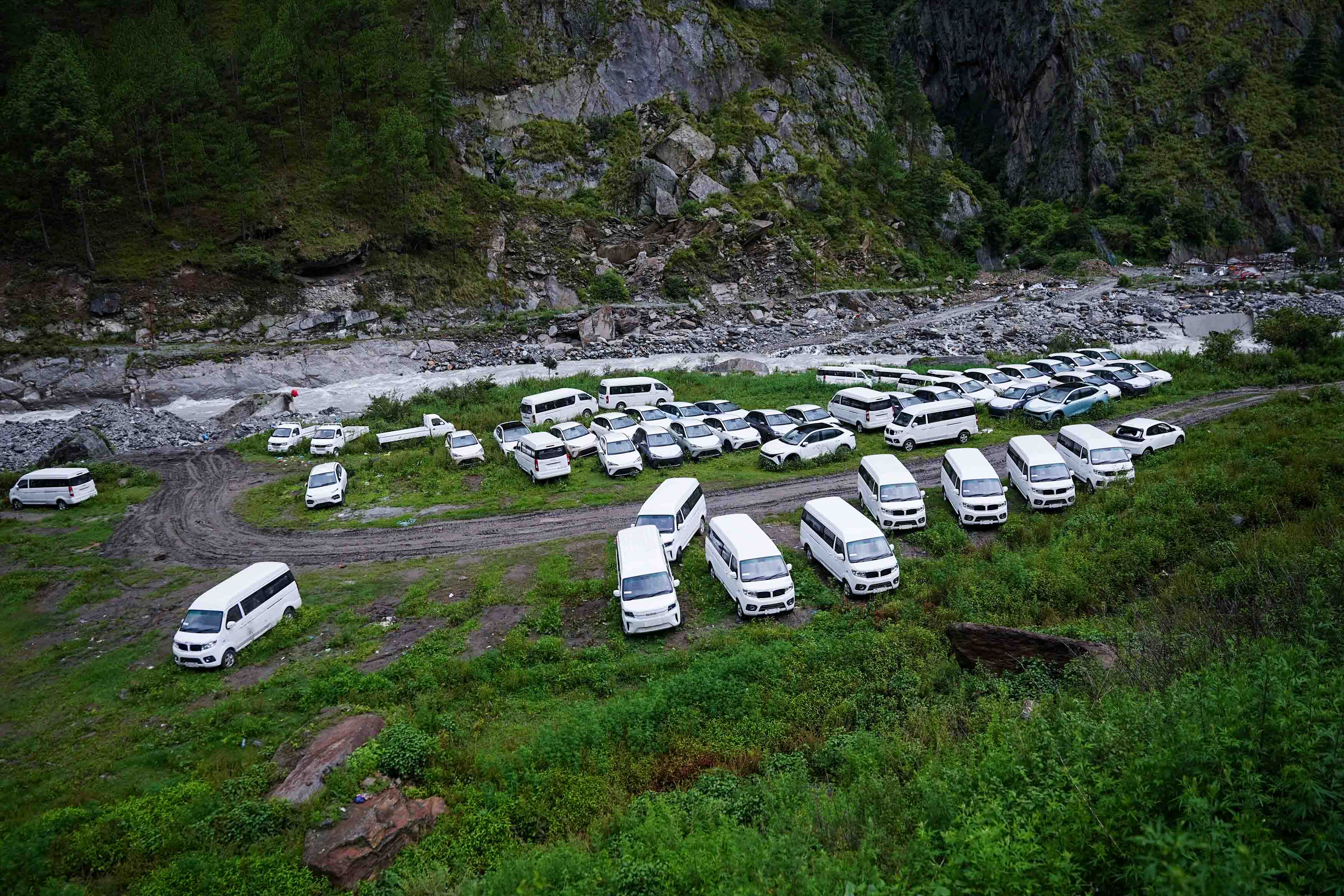 er-car-(14)-1784178585.jpg