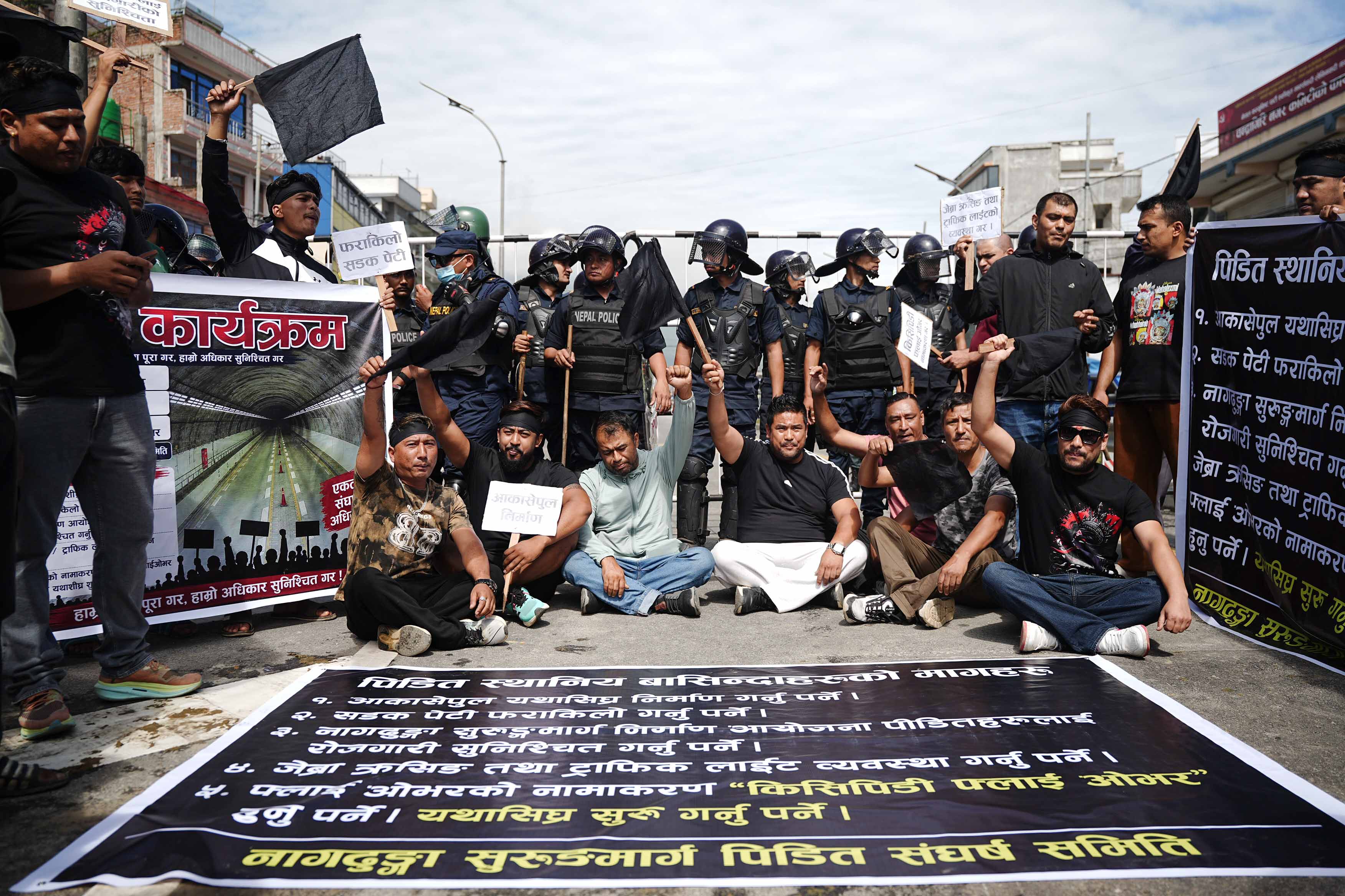 main-Naagdhunga-Tunnel-protest_-43-1785129019.jpg