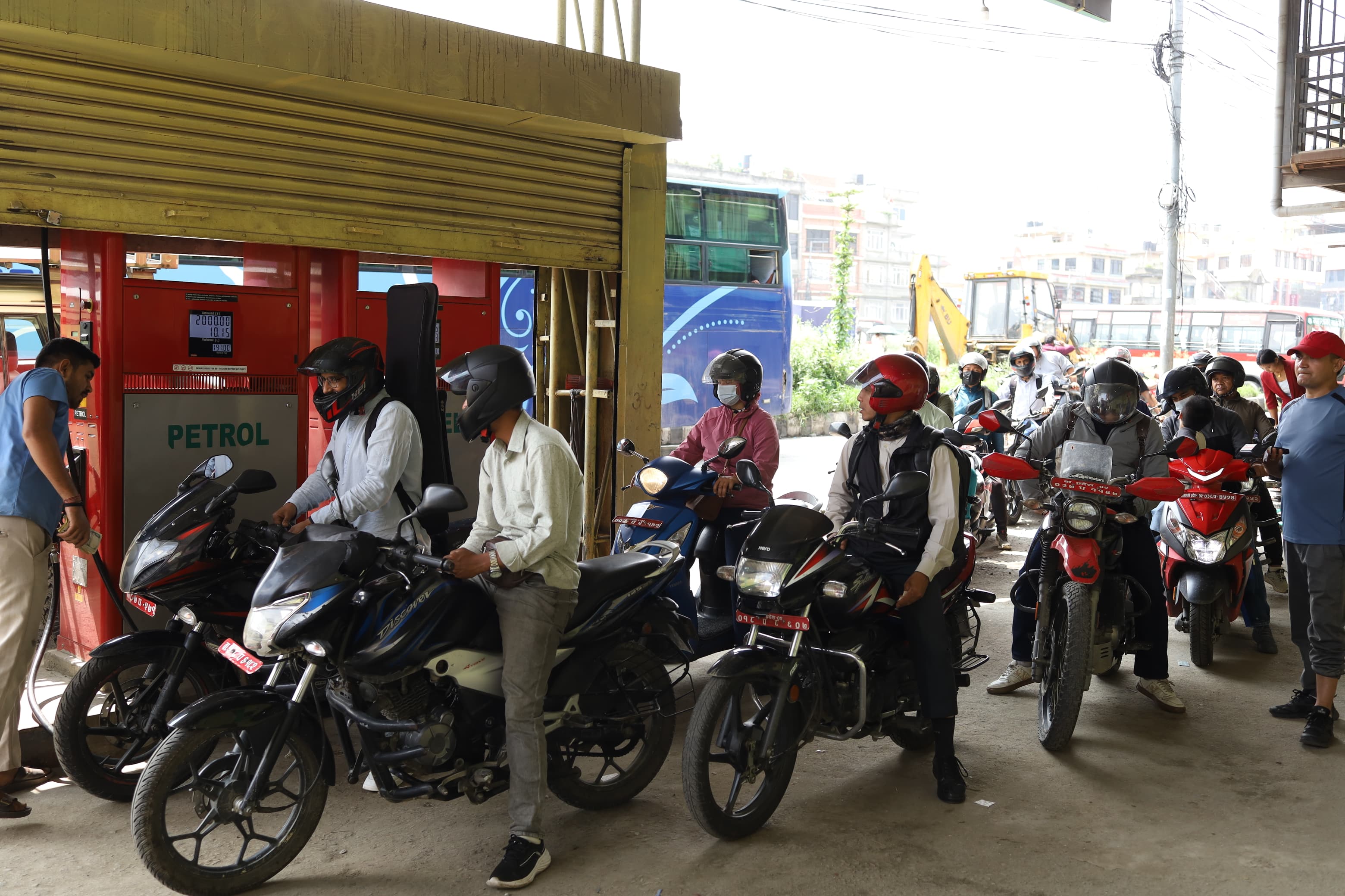 petrol-pump-banda-(2)-1782900745.jpg