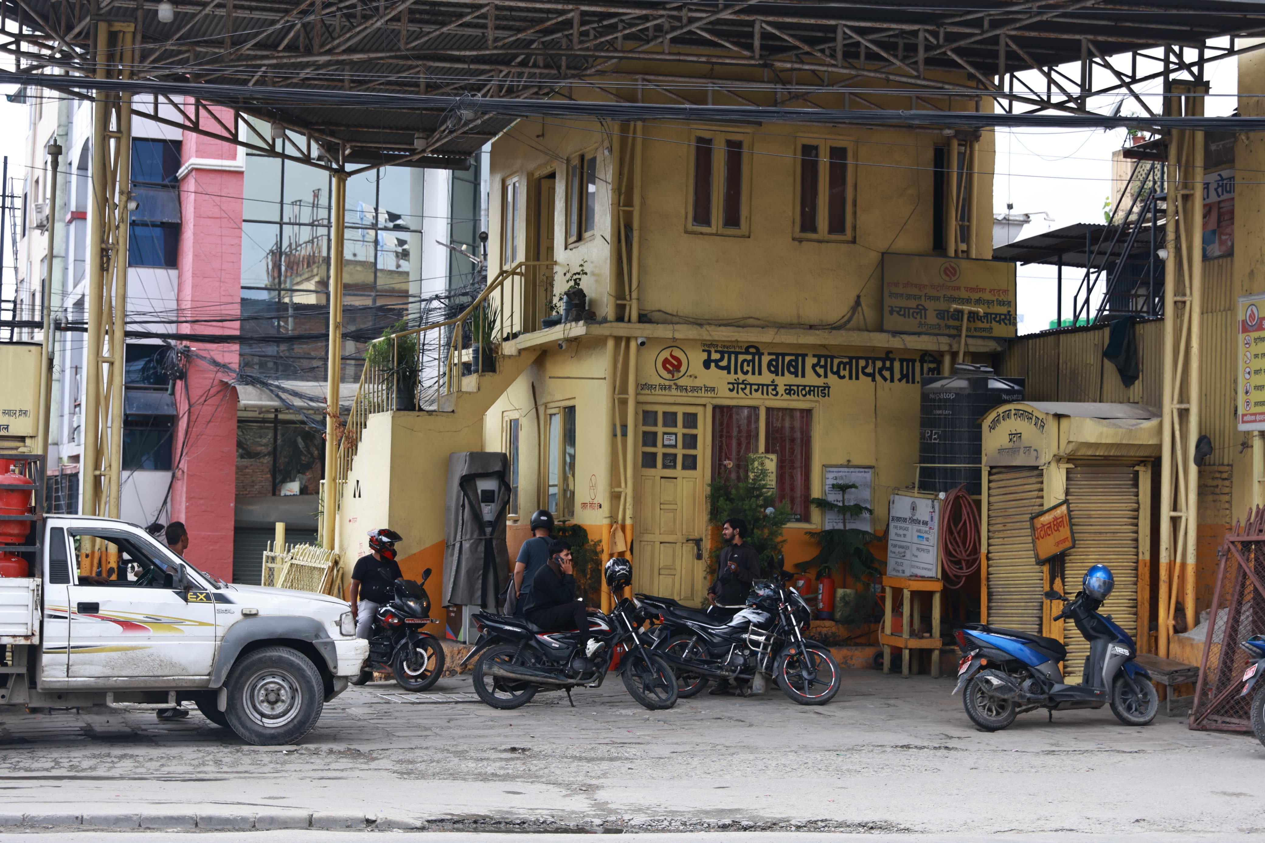 petrol-pump-banda-(9)-1782900751.jpg
