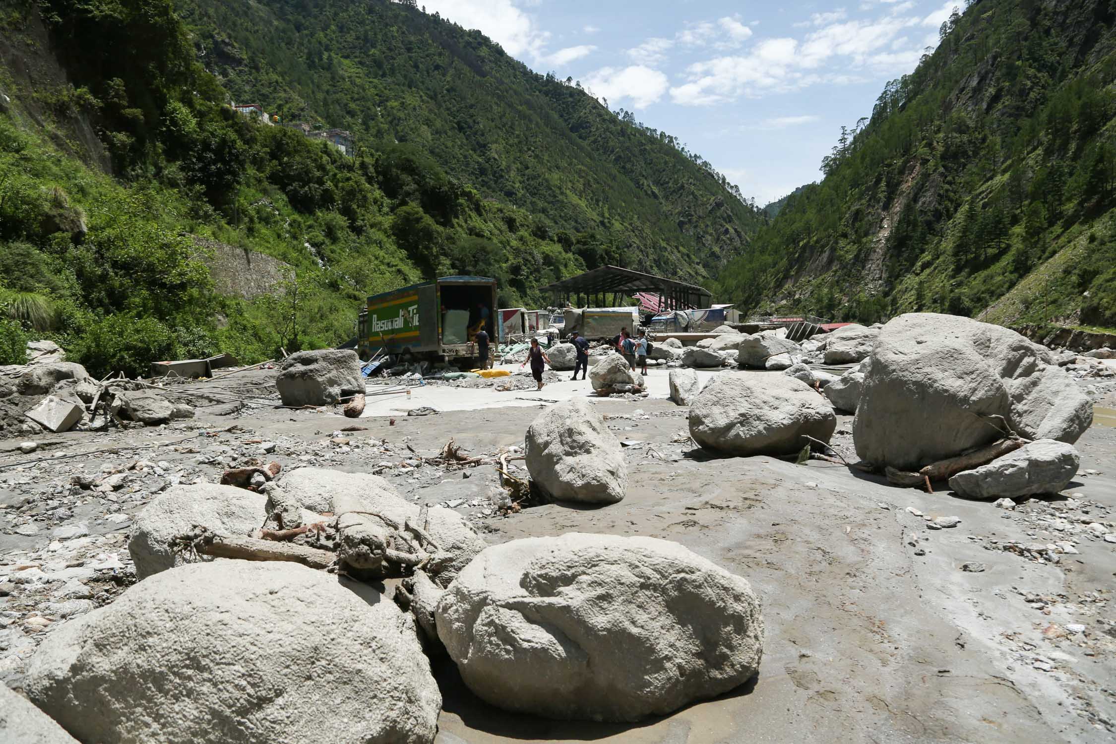 rasuwa-Flood_Nepal-photo-library_NPL11-1752127253.jpg