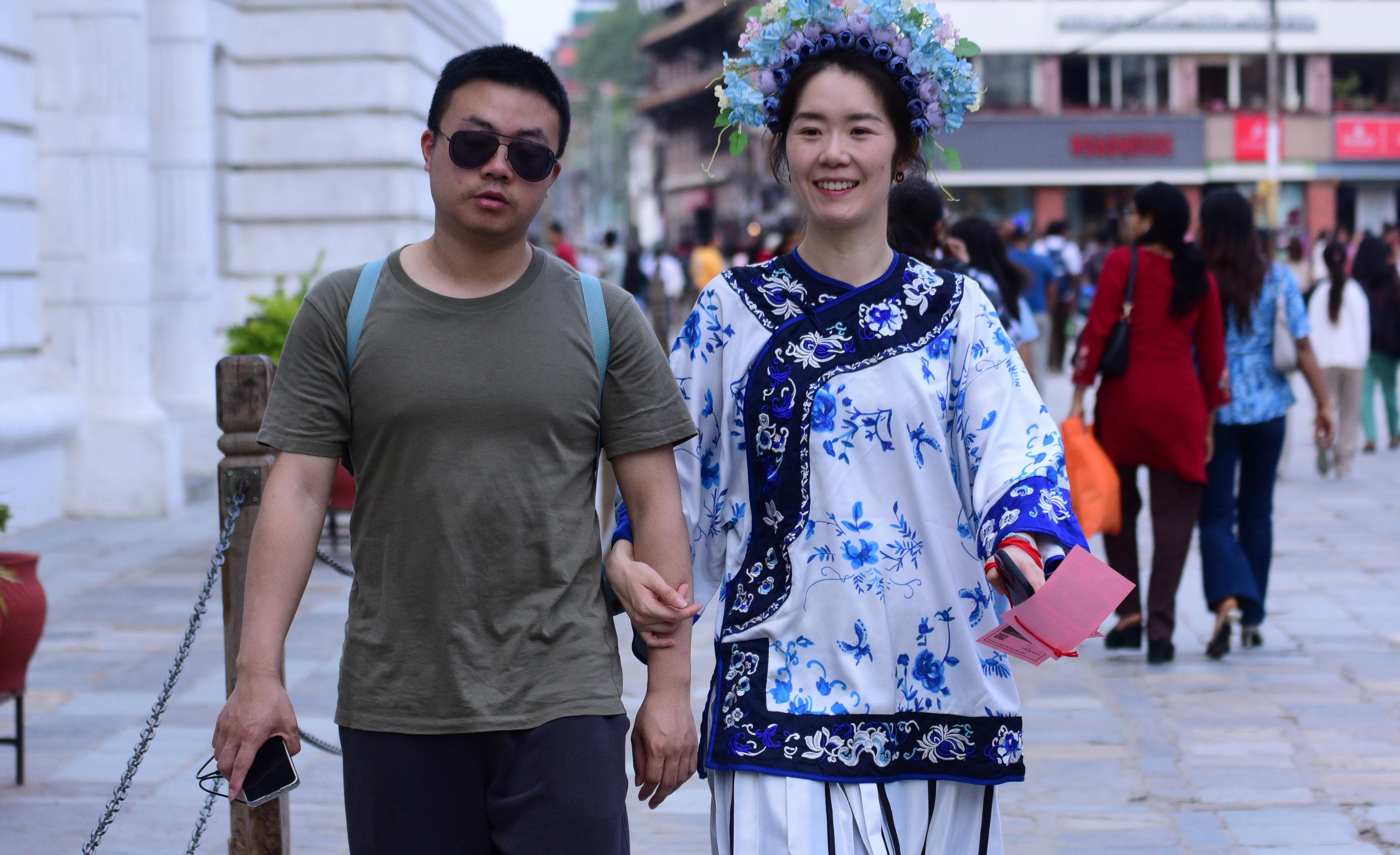 tourist-(6)-1746512098.jpg